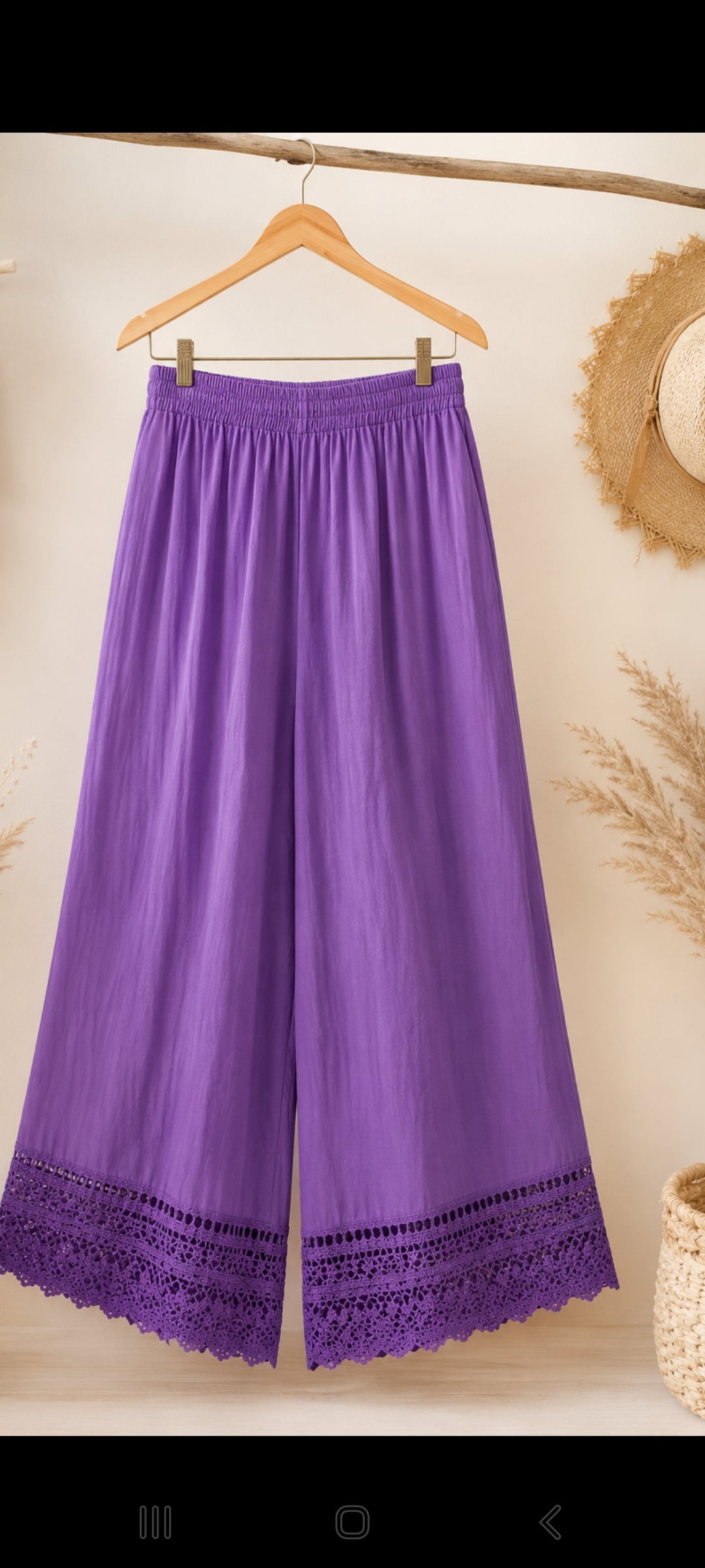 🎀 Pantalon large et fluide en coton violet, style bohème.
