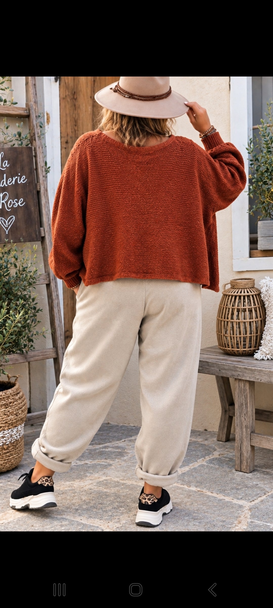Pull croisé court – style bohème ✨
