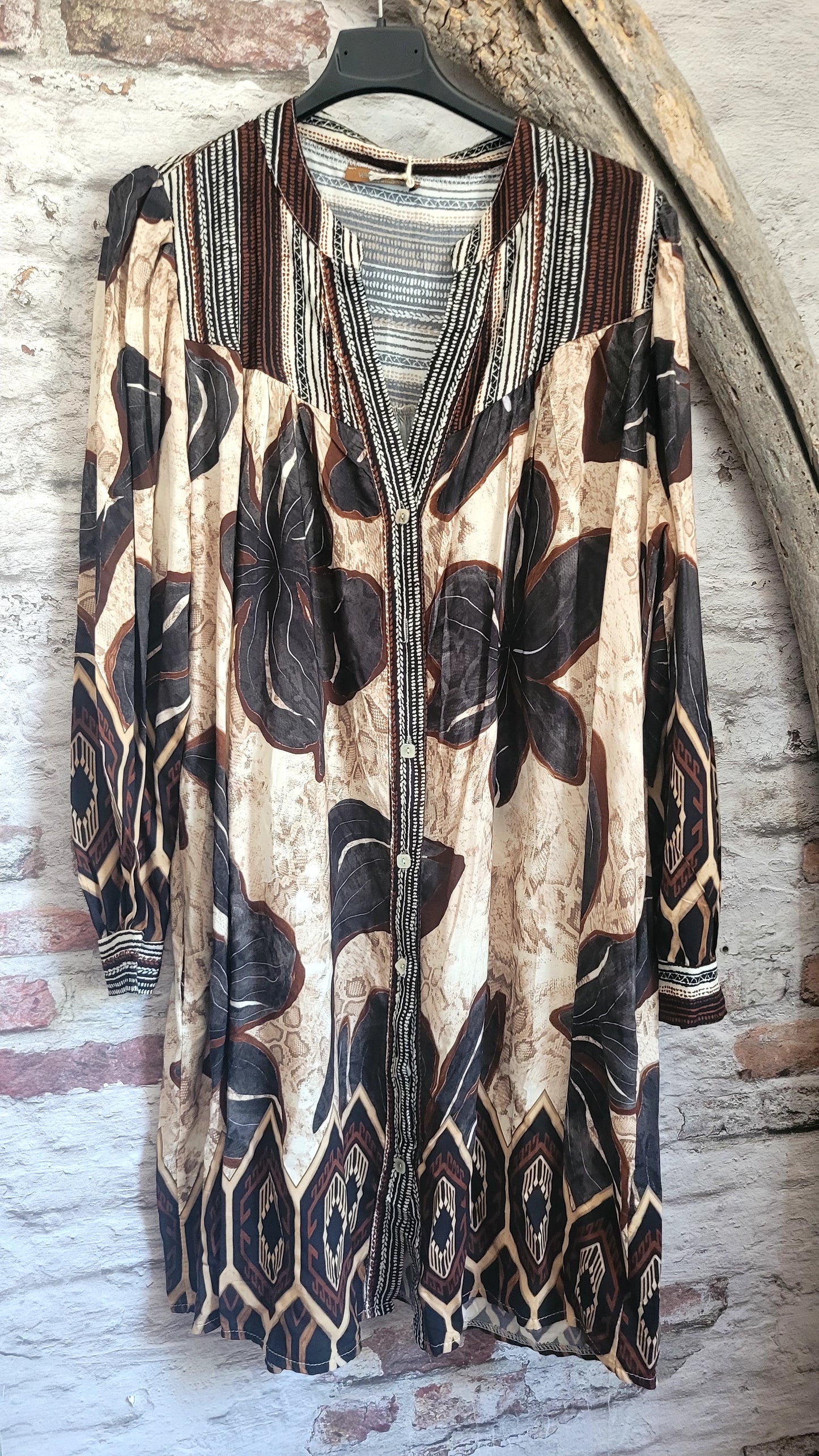 Tunique motif floral