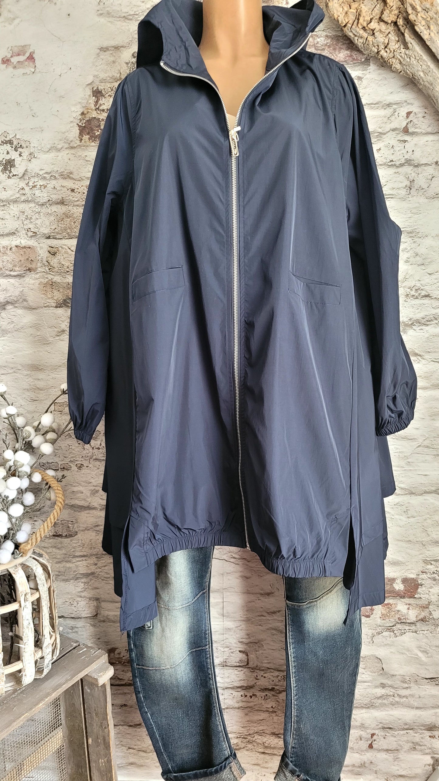 ⚜️ PARKA