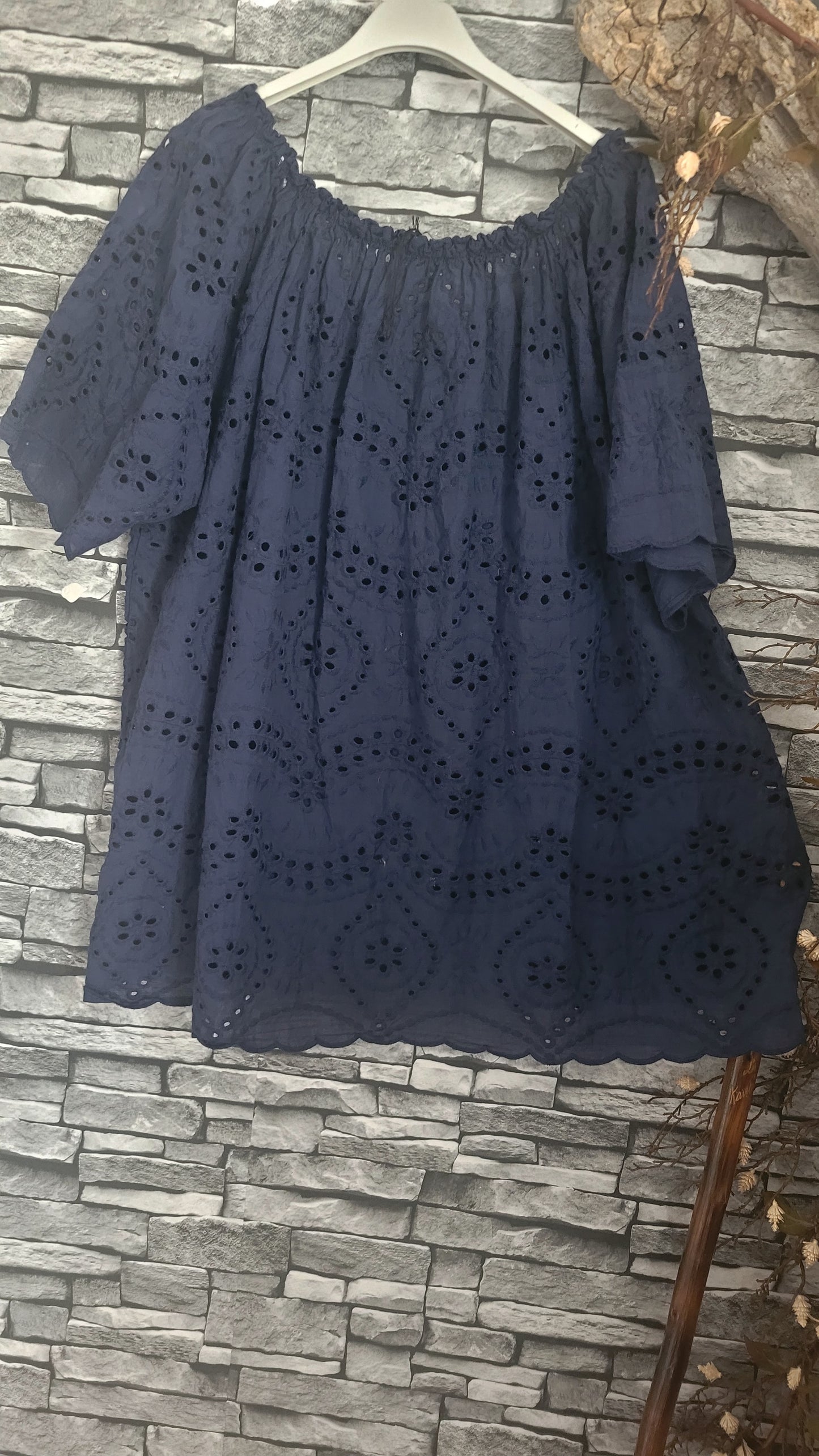 🌺 Tunique bohème broderie anglaise marine – encolure élastique