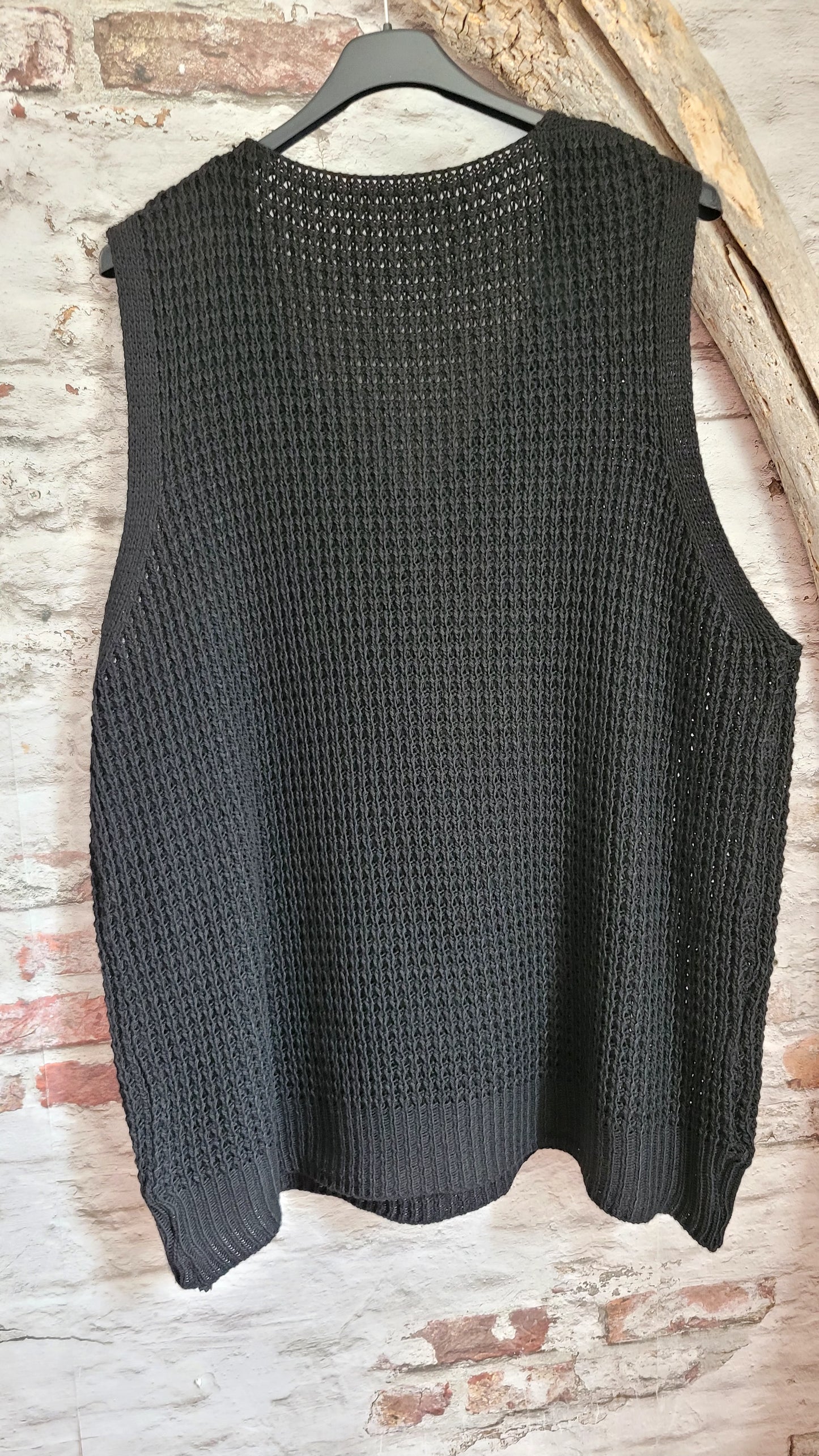 🖤 Pull sans manches