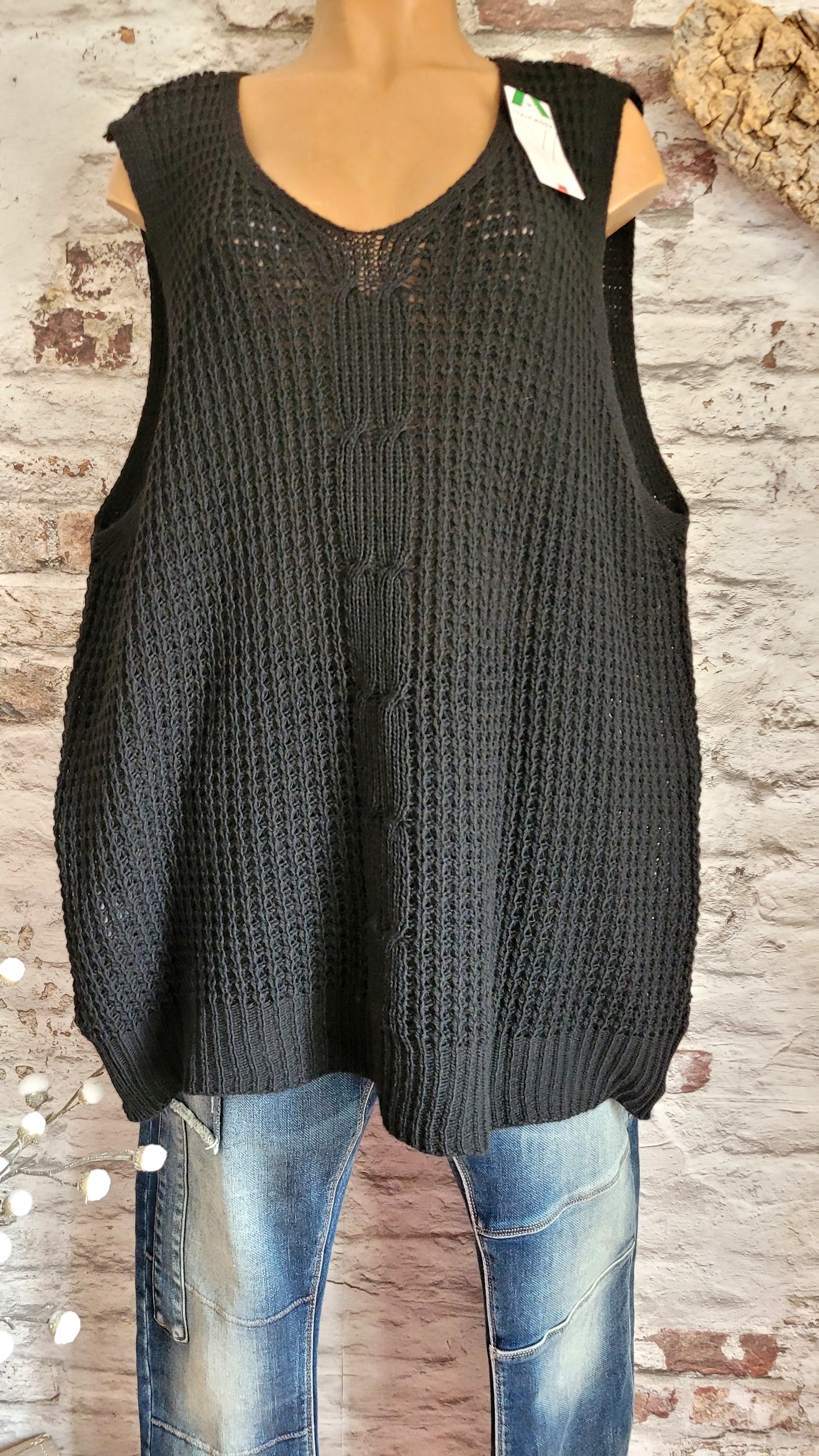 🖤 Pull sans manches