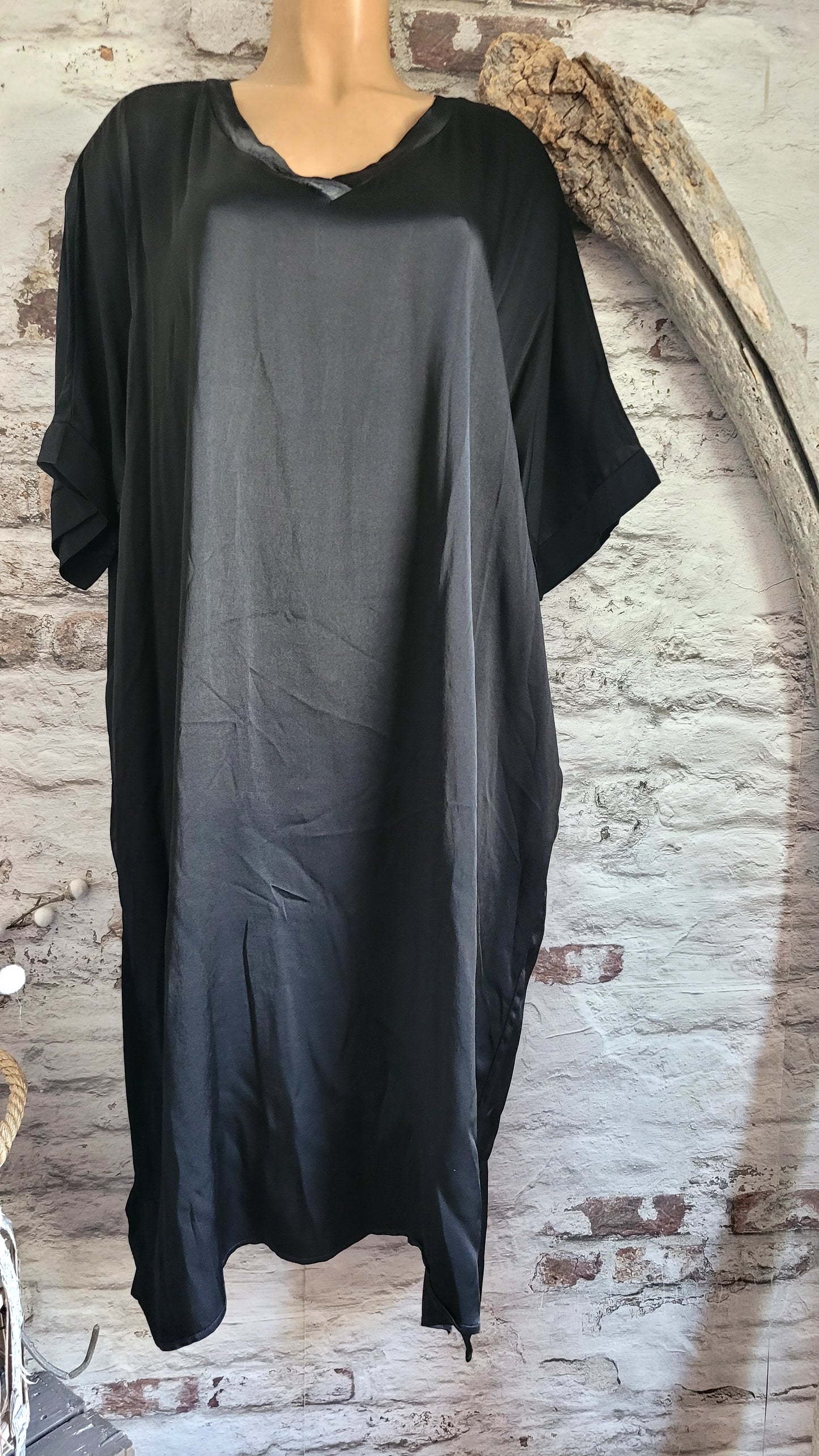 🌺 Robe fluide en satin