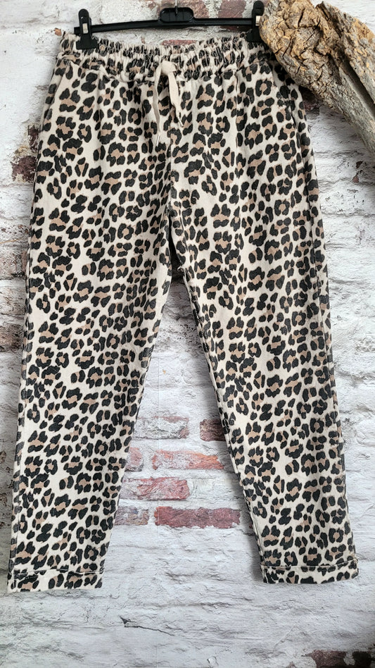 🖤 Pantalon animal