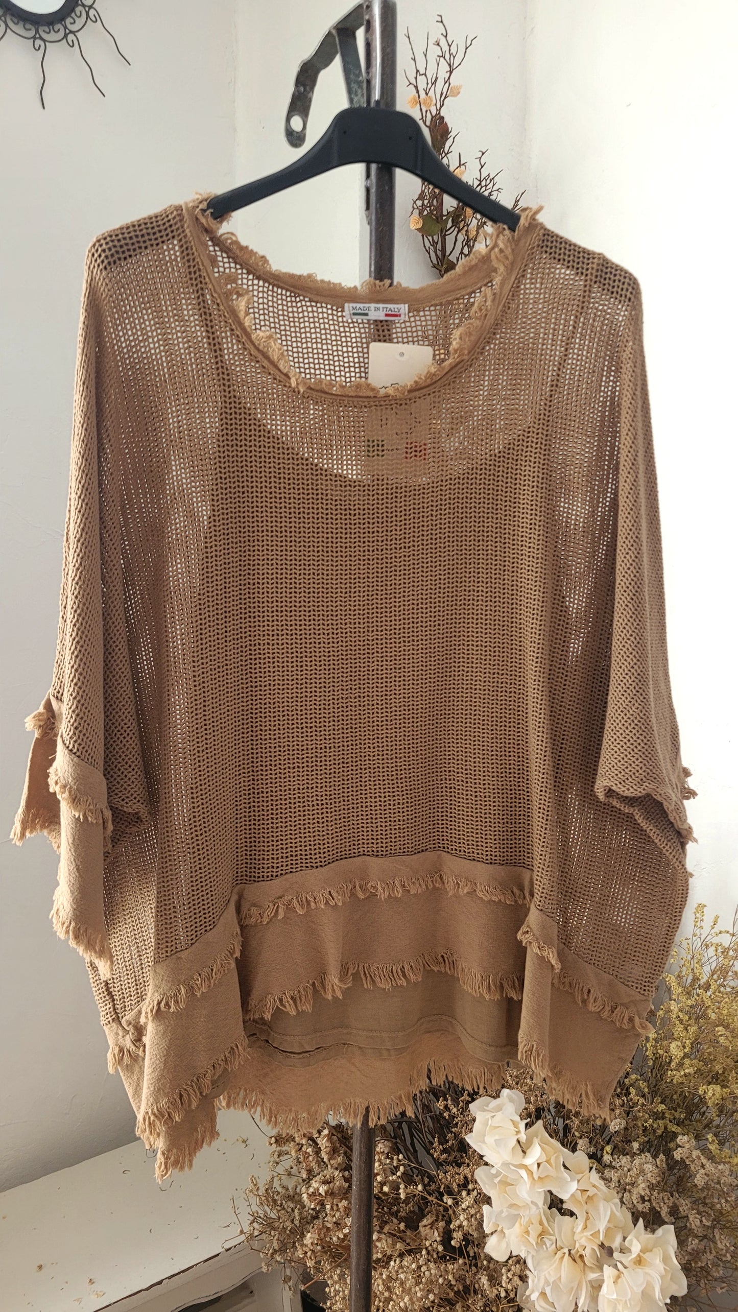 🍀 Top en Maille Ajourée & Franges – camel