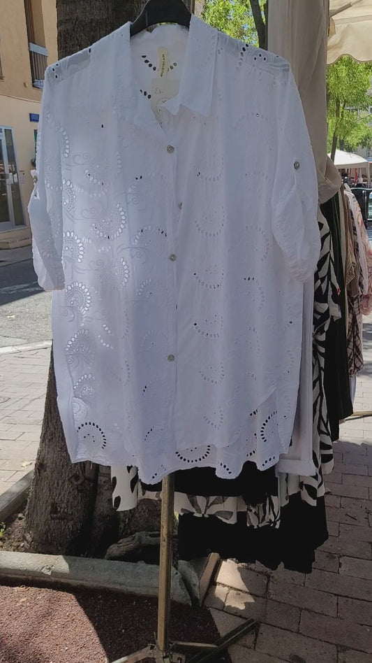 Chemise brodée