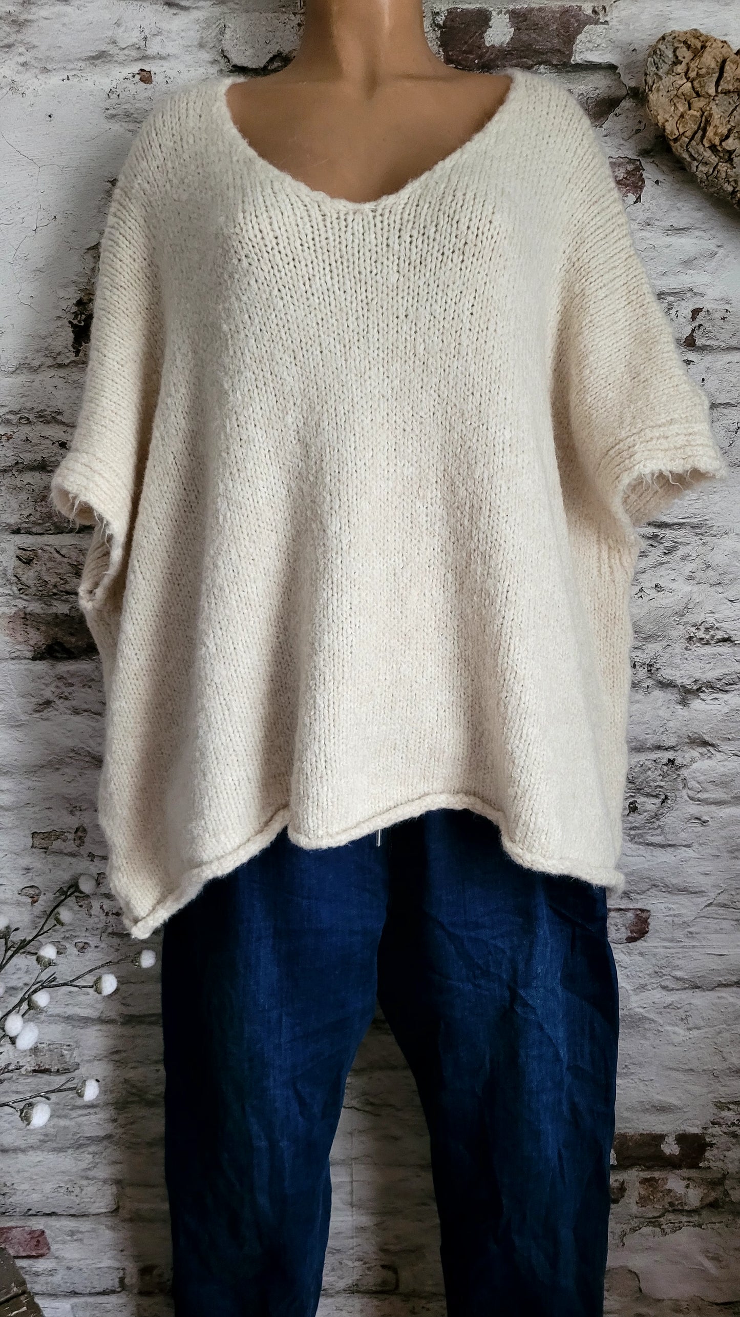 PULL/ PONCHO