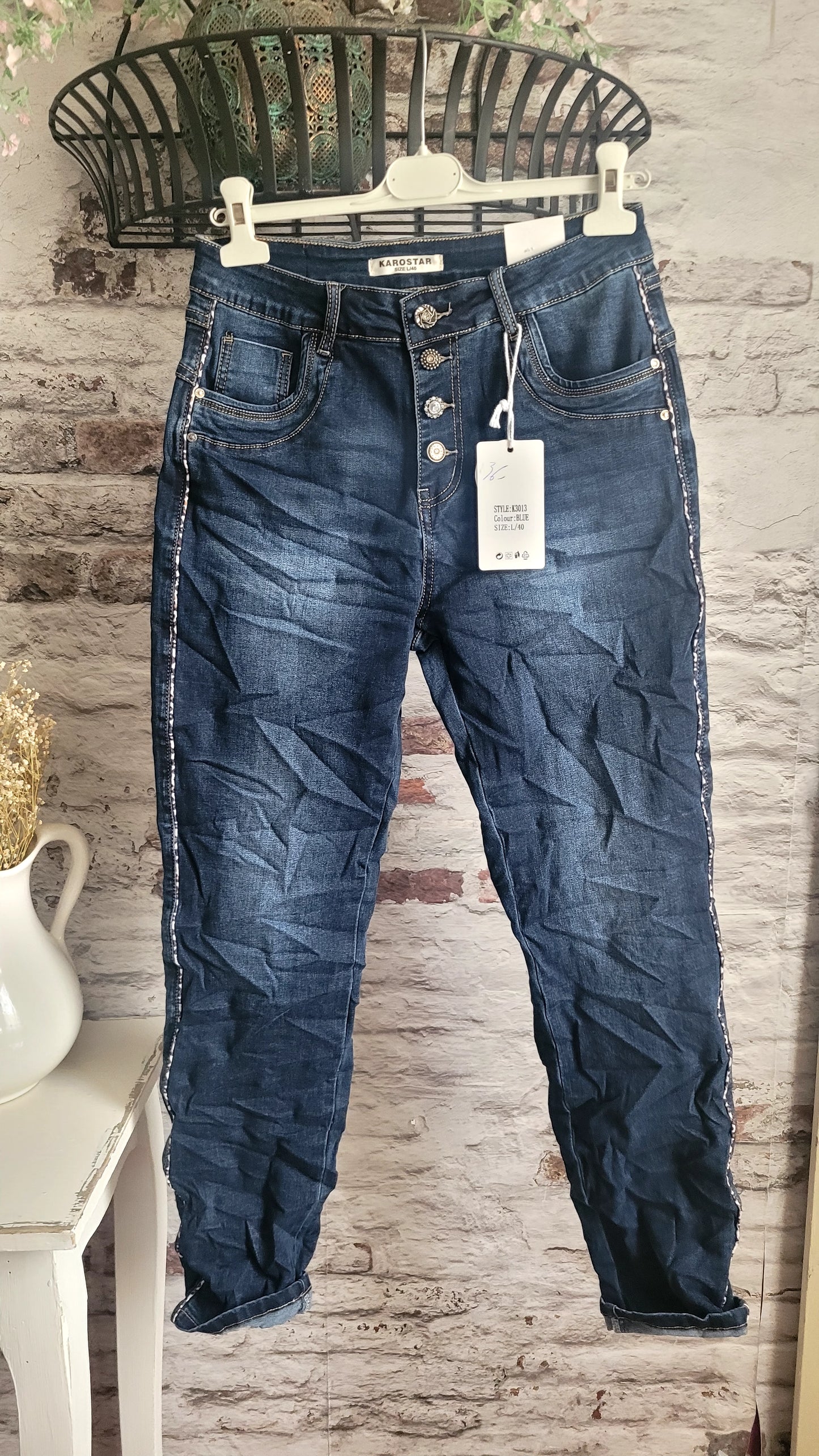 Jean karostar