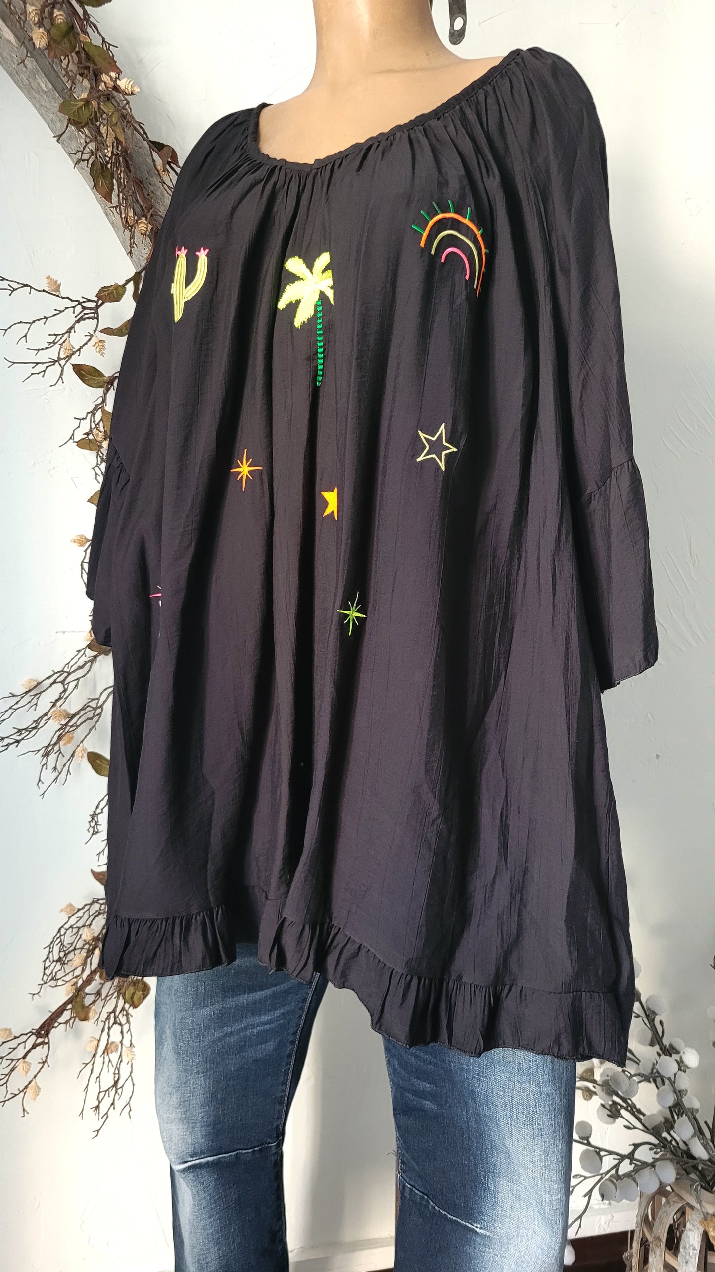 🎀 Tunique Bohème noir Détails Brodés