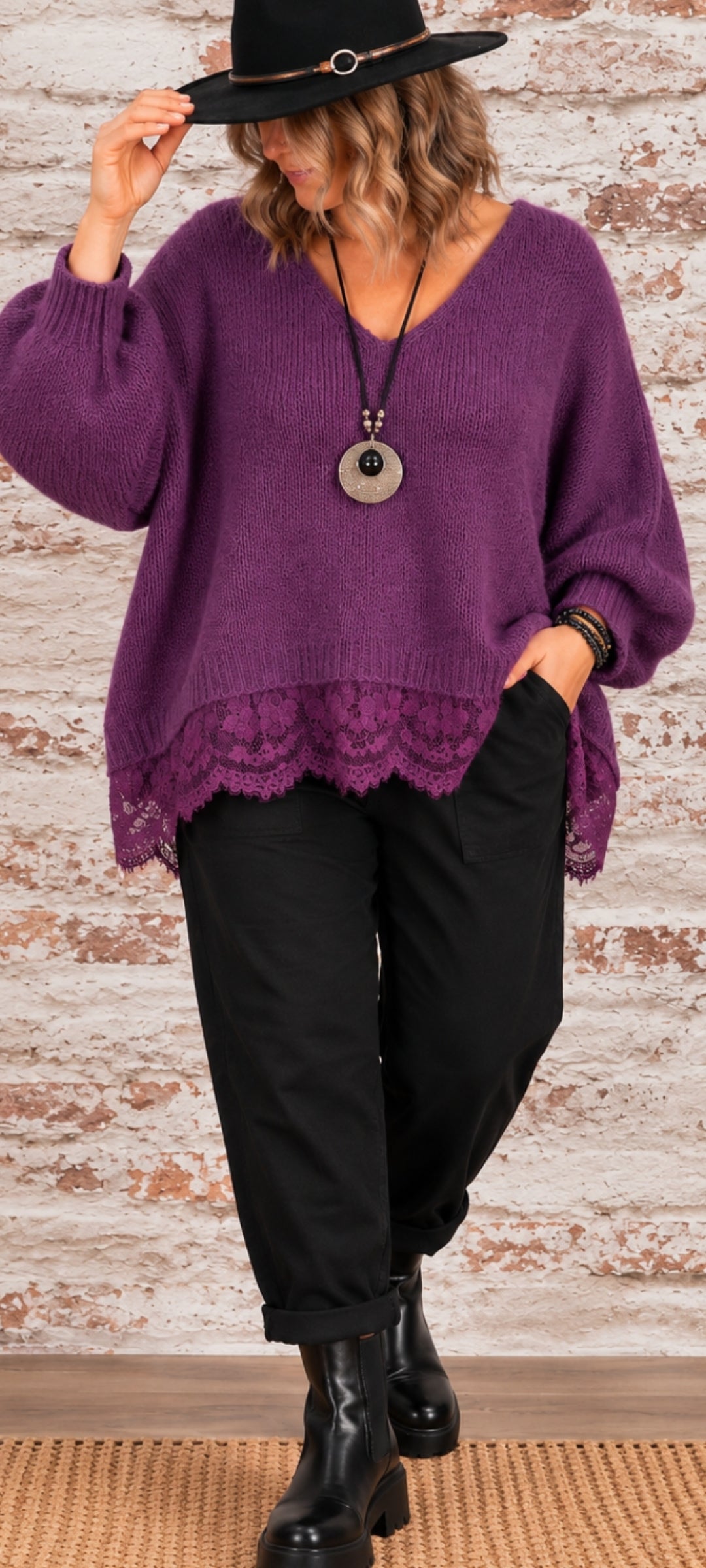 Pull maille douce avec dentelle