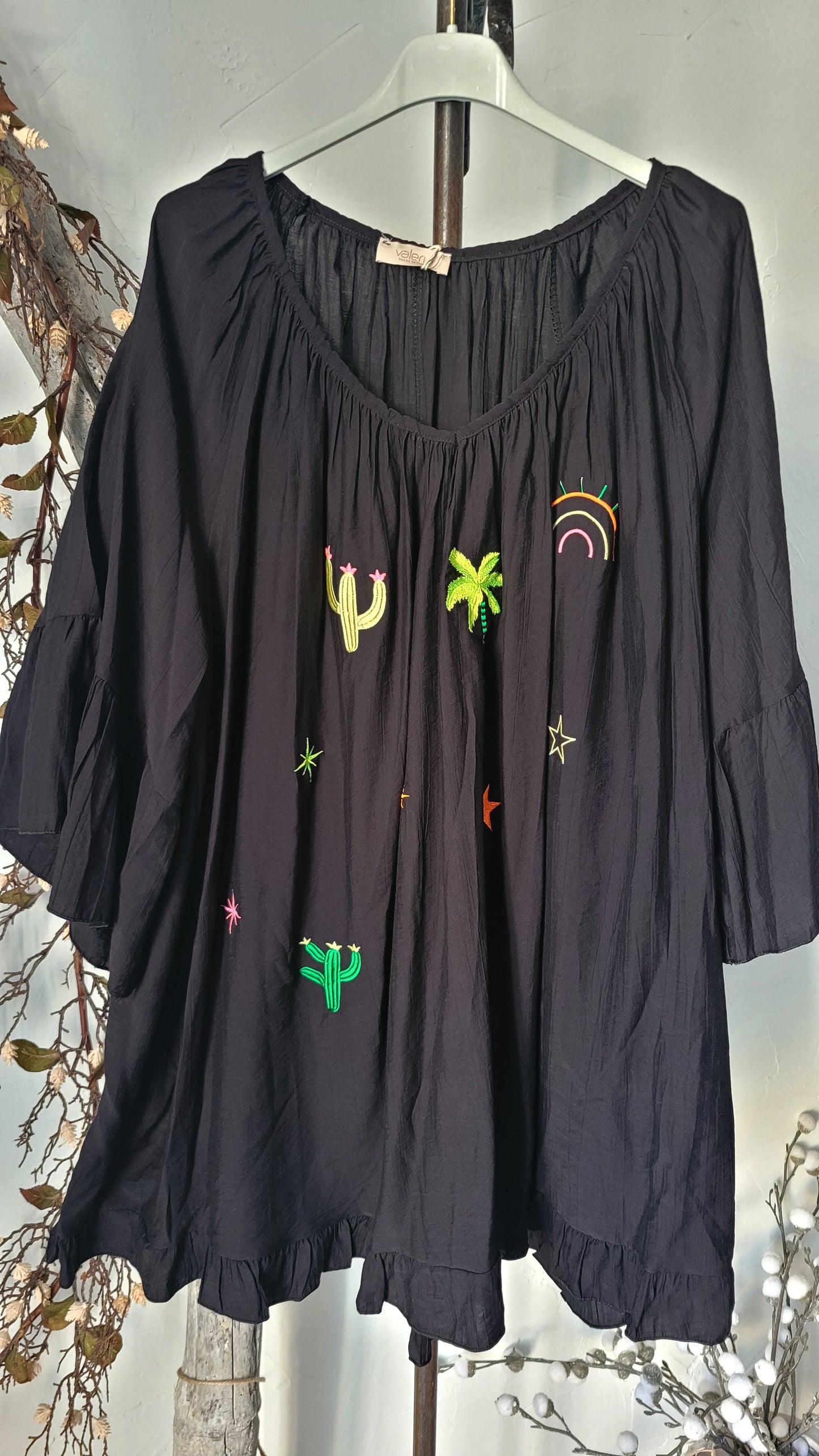 🎀 Tunique Bohème noir Détails Brodés