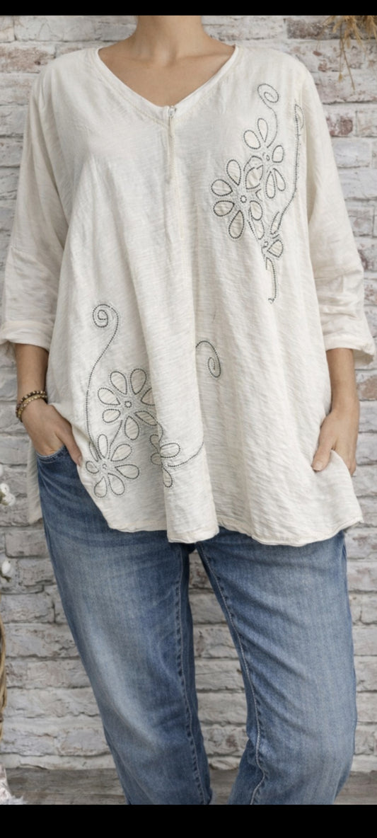 🌸 Tunique Oversize "Fleurie & Texturée" – crème