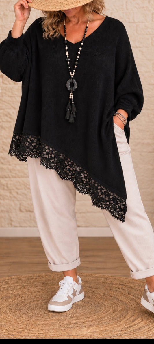 Pull Asymétrique avec Dentelle