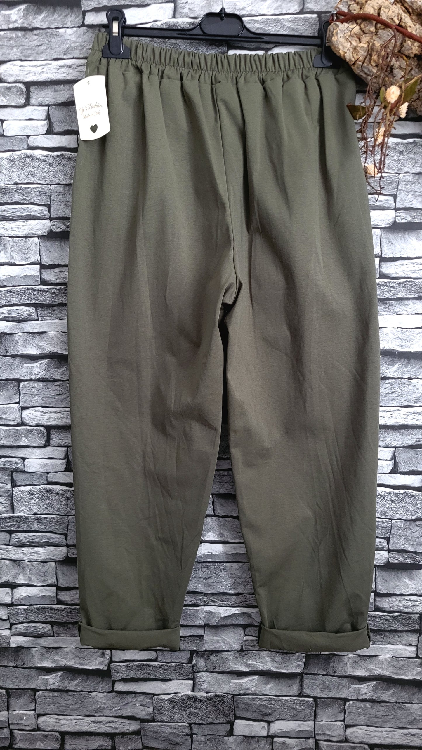 🪷Pantalon à Rabat Asymétrique – Nouvelle Collection