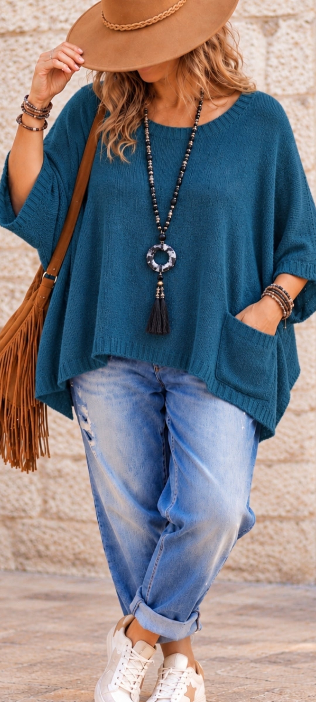 pull léger ample de style Pancho