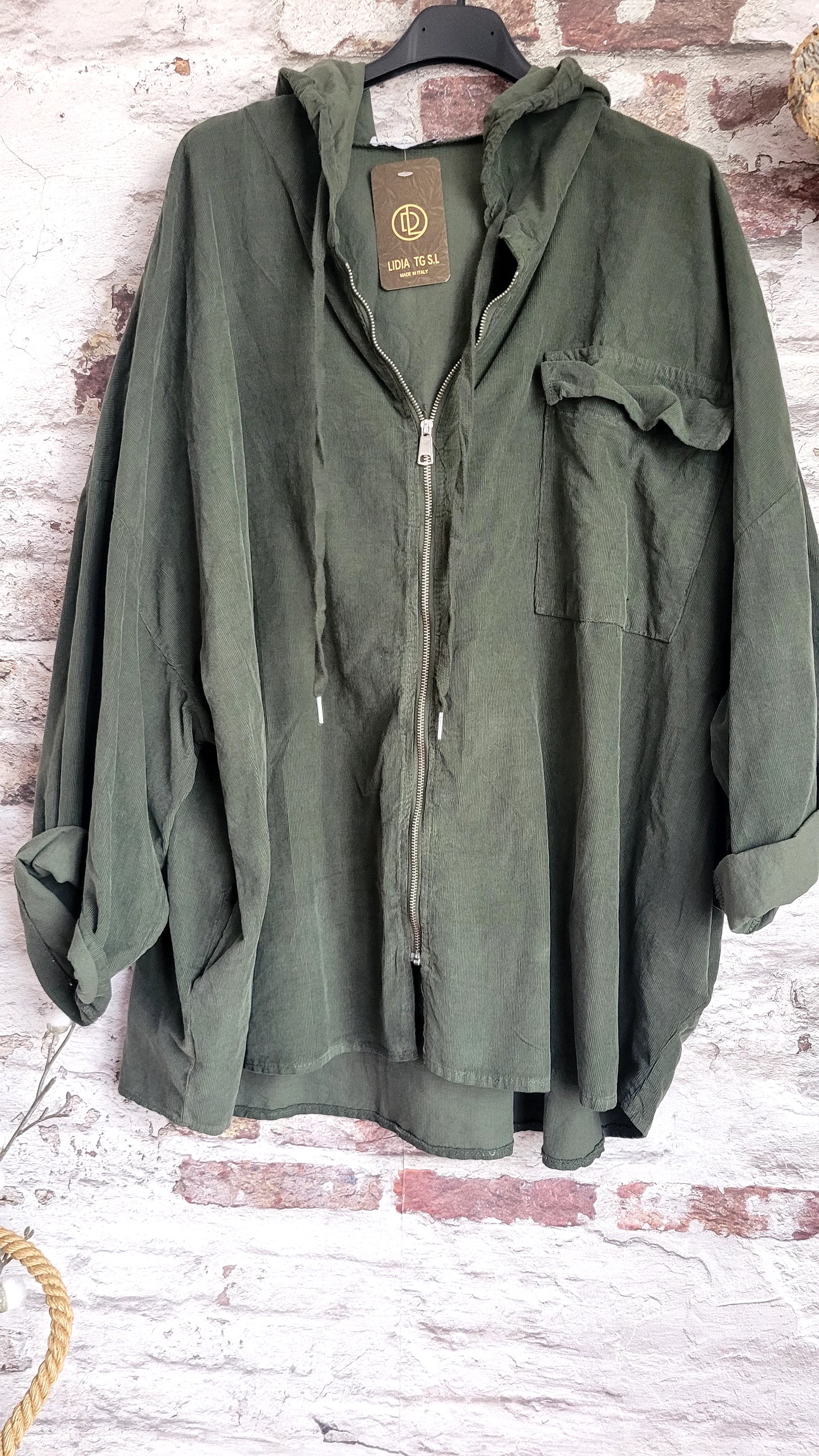 VESTE EN VELOURS CÔTELÉ