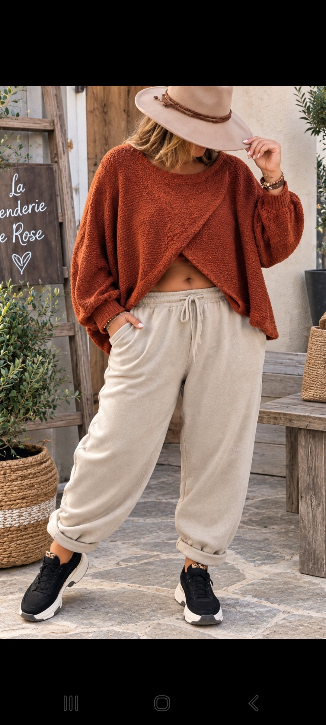 Pull croisé court – style bohème ✨