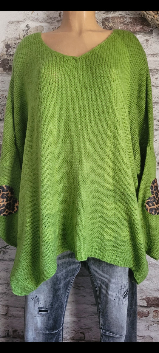 ❤️ Pull Oversize vert pomme "LOVED" (Cœurs Léopard)