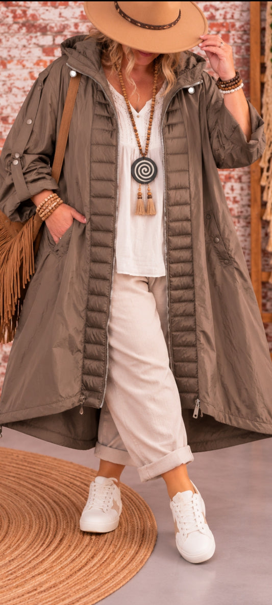 Manteau long marron – Esprit bohème chic