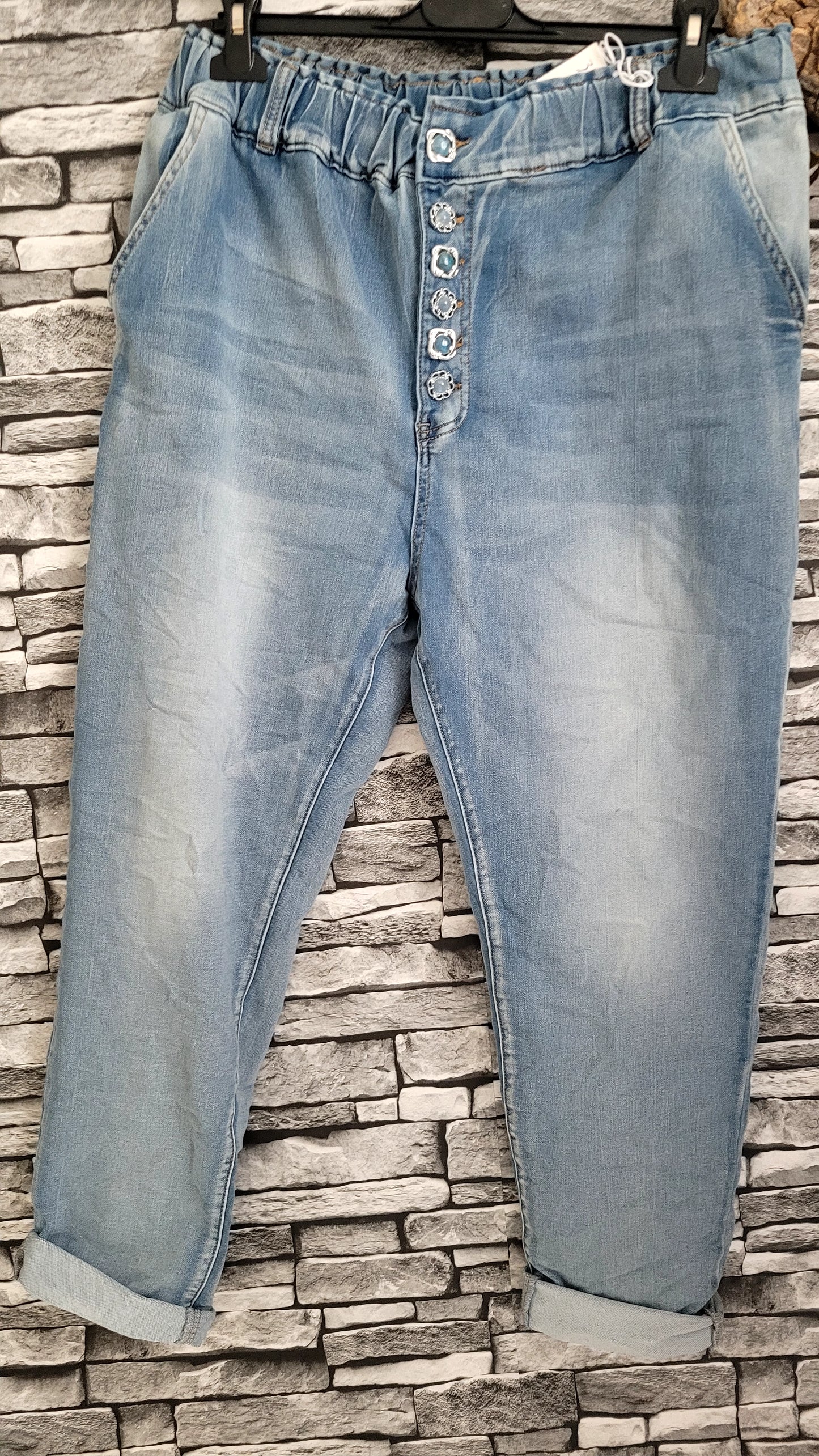 🍀Jean femme taille 48 – Coupe décontractée à boutons fantaisie