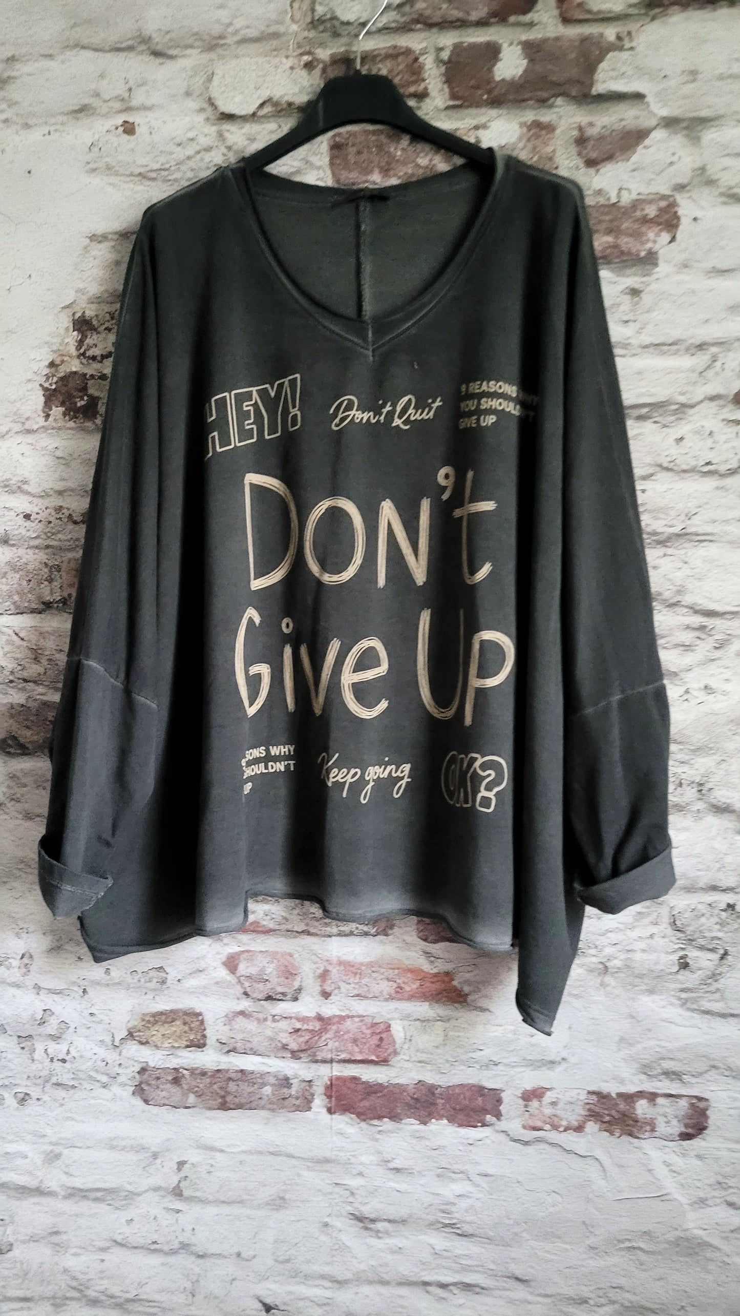 joli sweat au look décontracté
