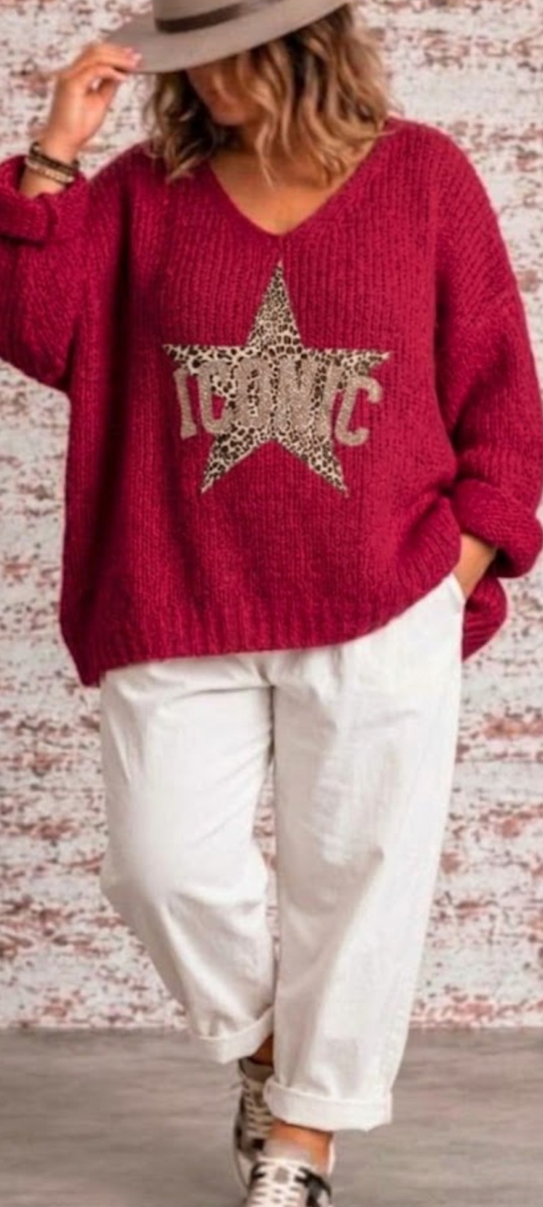 Pull Tricot Étoile "ICONIC" – Rouge Framboise