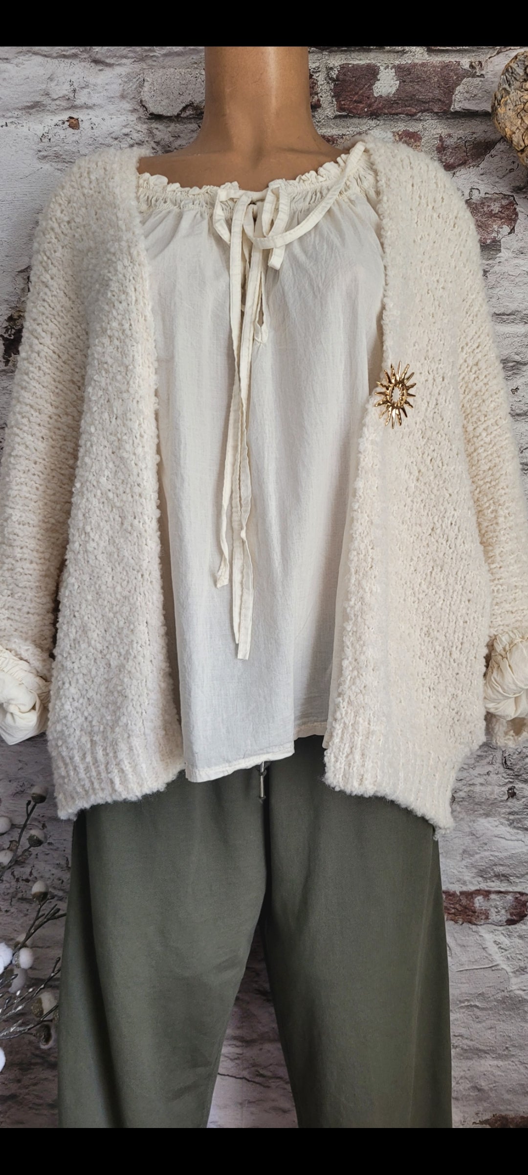 🍒 CARDIGAN " BY COCO"