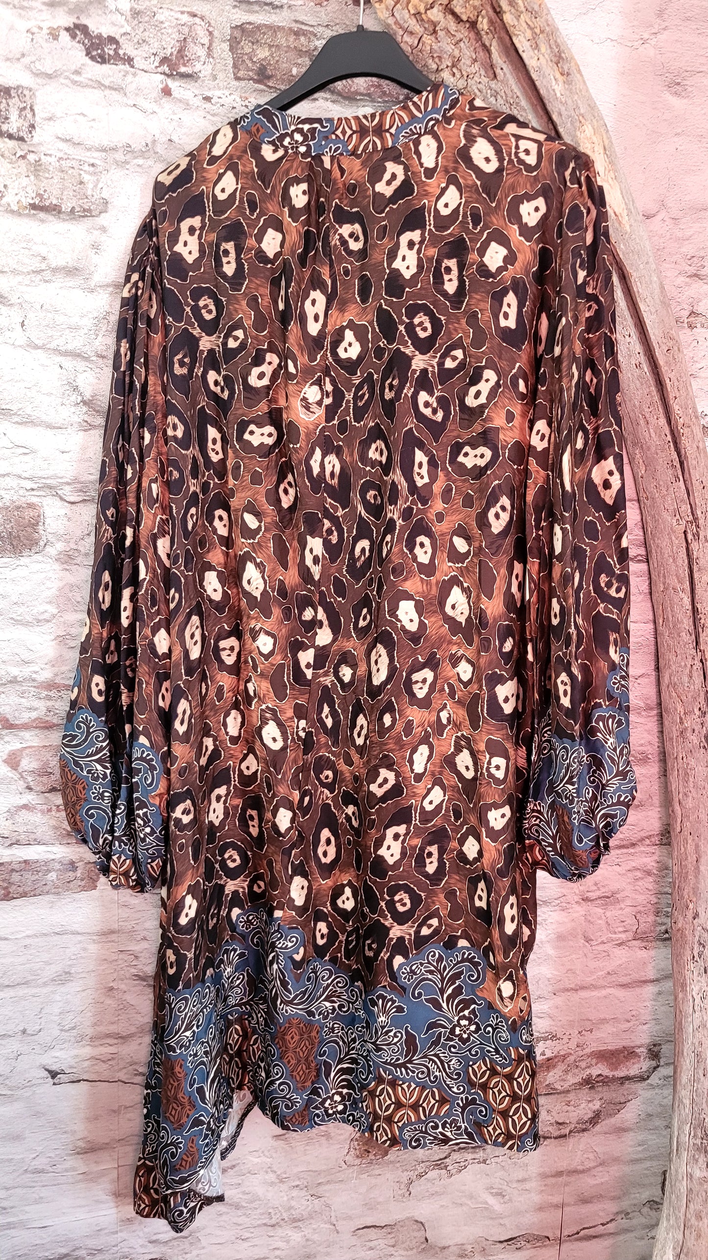 💋 Tunique Bohème Chic - Motif Léopard et Floral