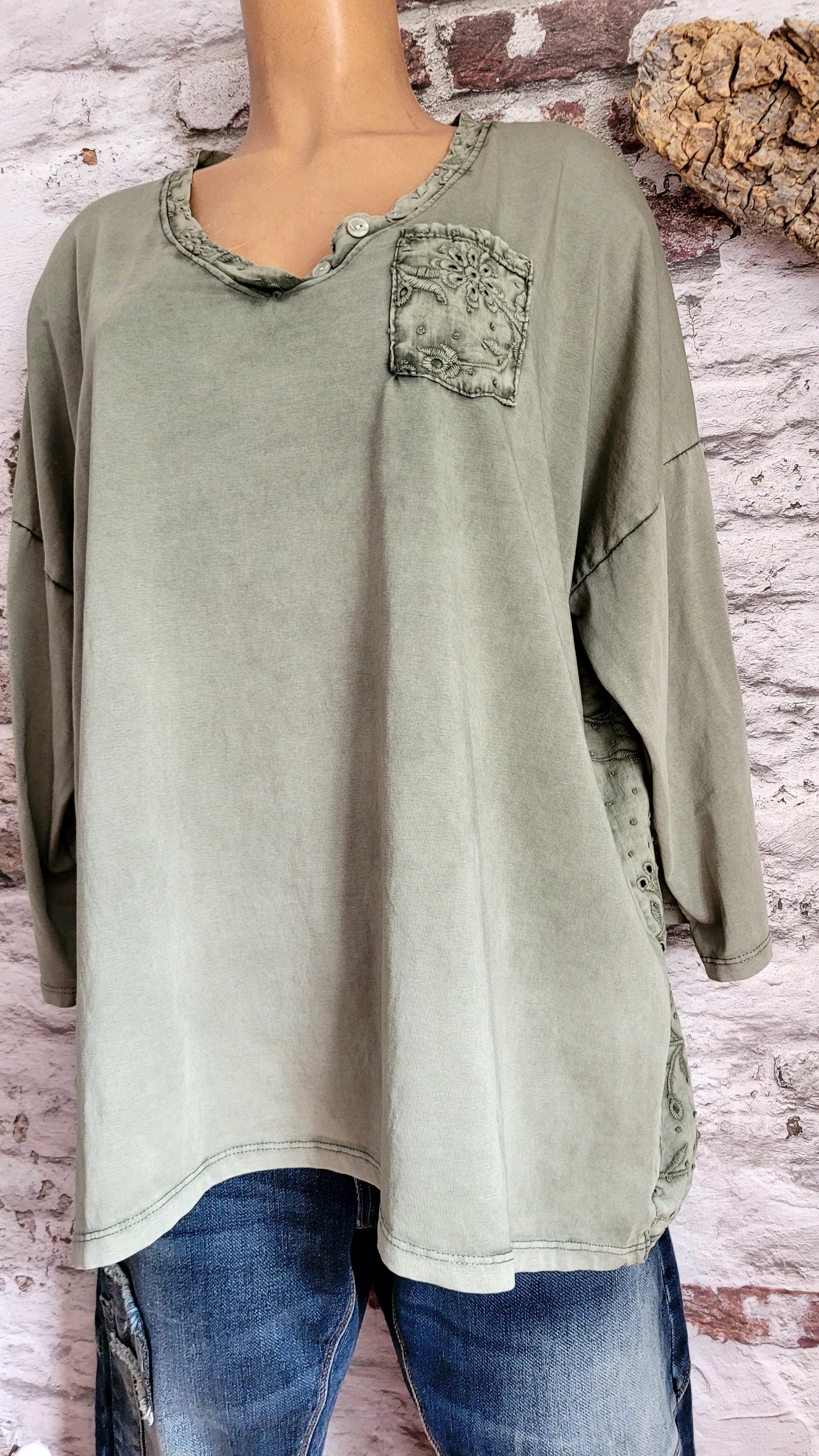 🖤 t-shirt "Broderie Douce"
