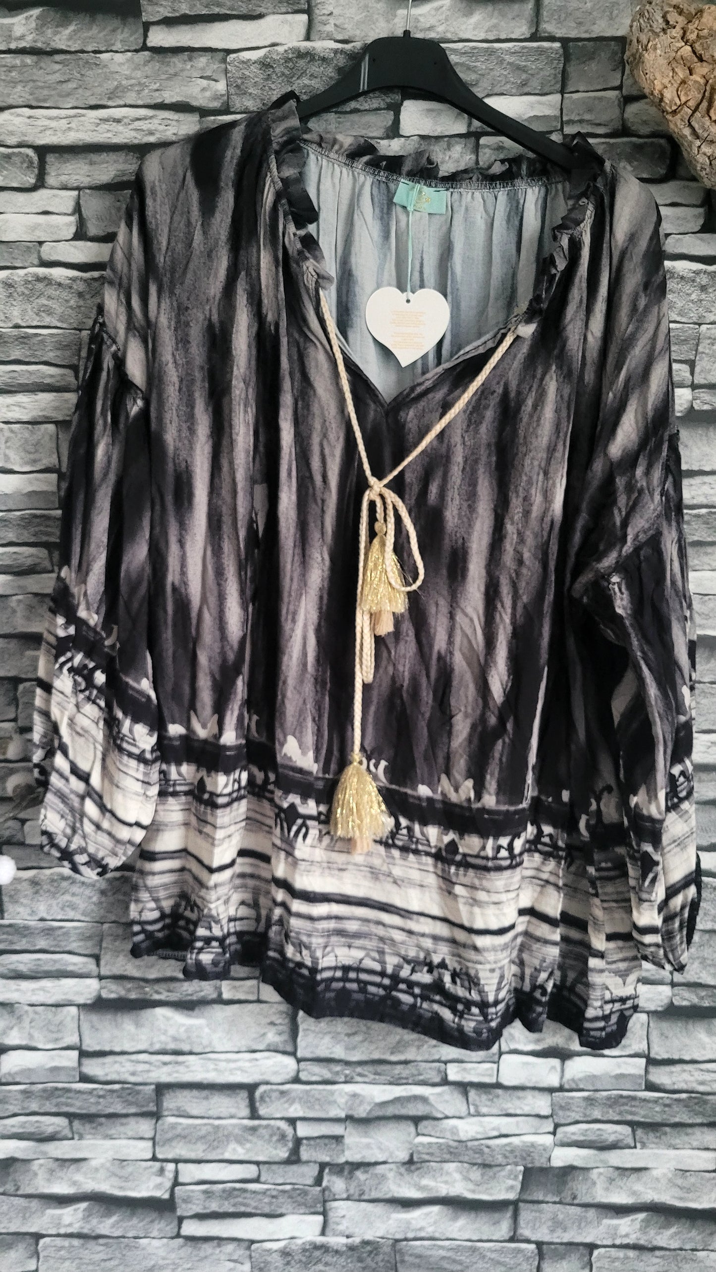 🌺 Blouse Bohème Chic - Imprimé Abstrait Noir & Sable